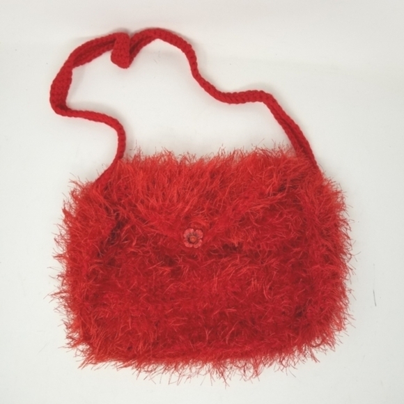 Eyelash Purse Red Crossbody Bag Crochet Flap Closure Flower Button Floral Print - Picture 9 of 9